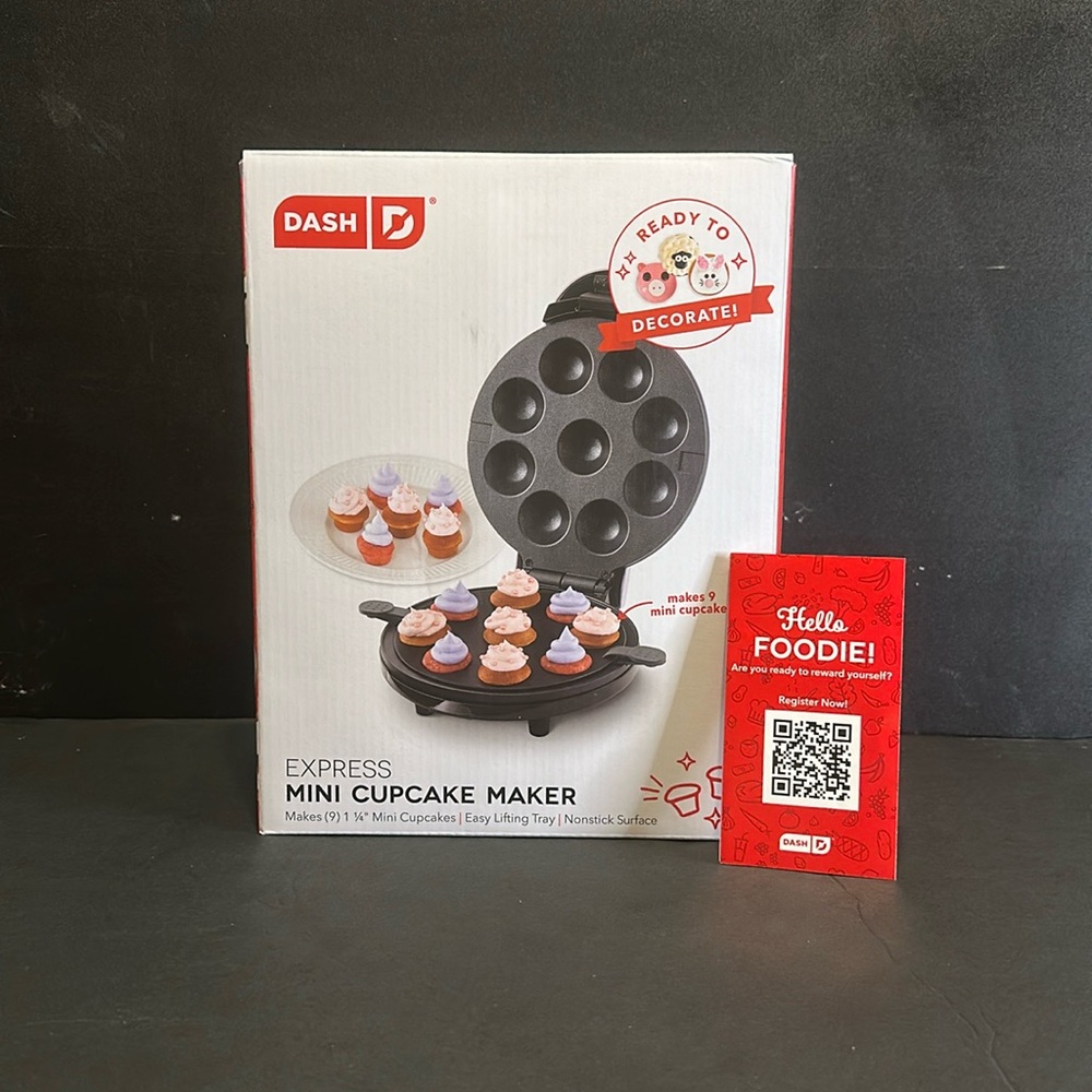 COPY - Dash Express Mini Cupcake Maker| Makes (9)| nonstick| black and lilac